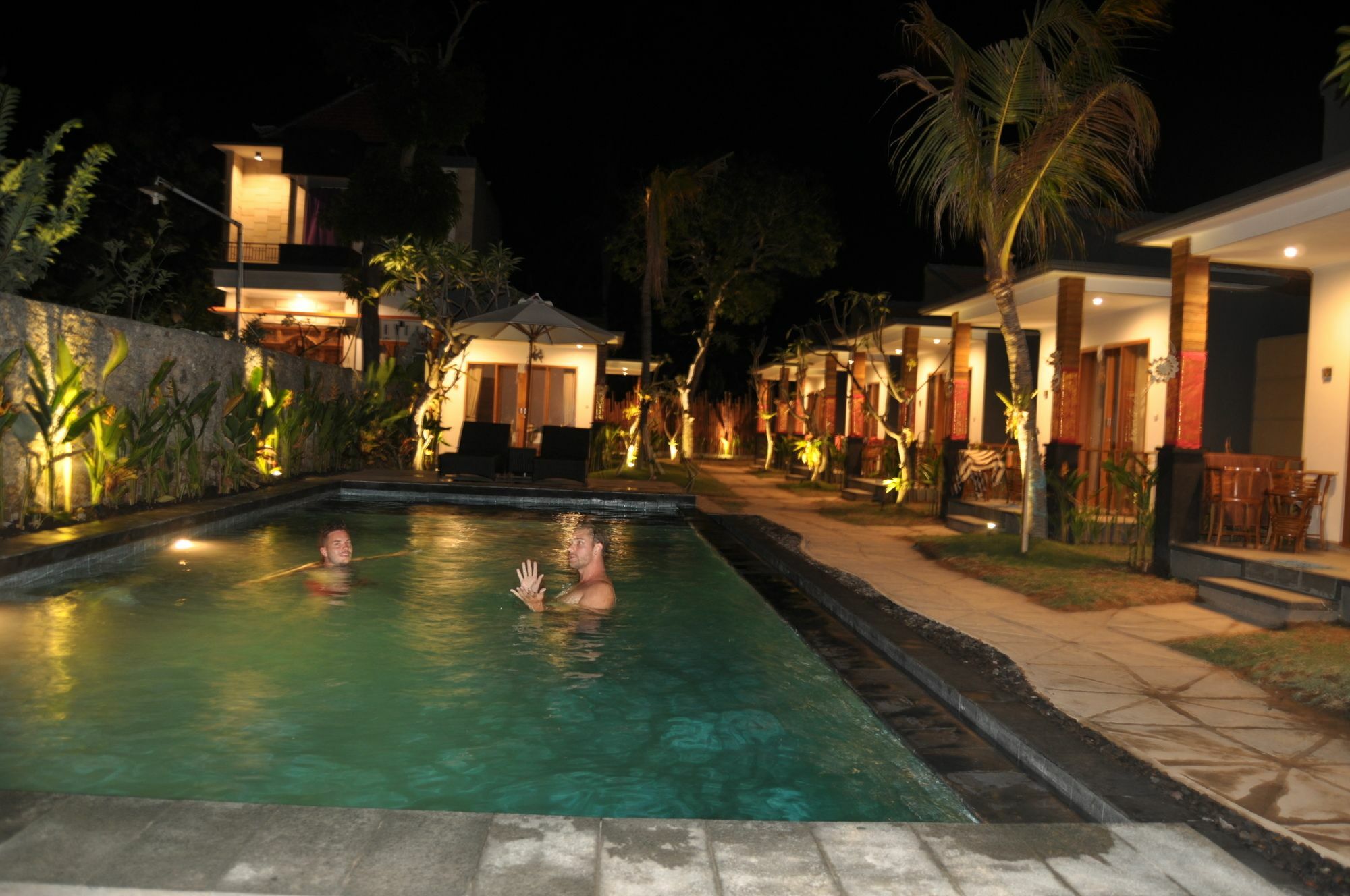 Singabu Bungalows Batununggul Exterior foto