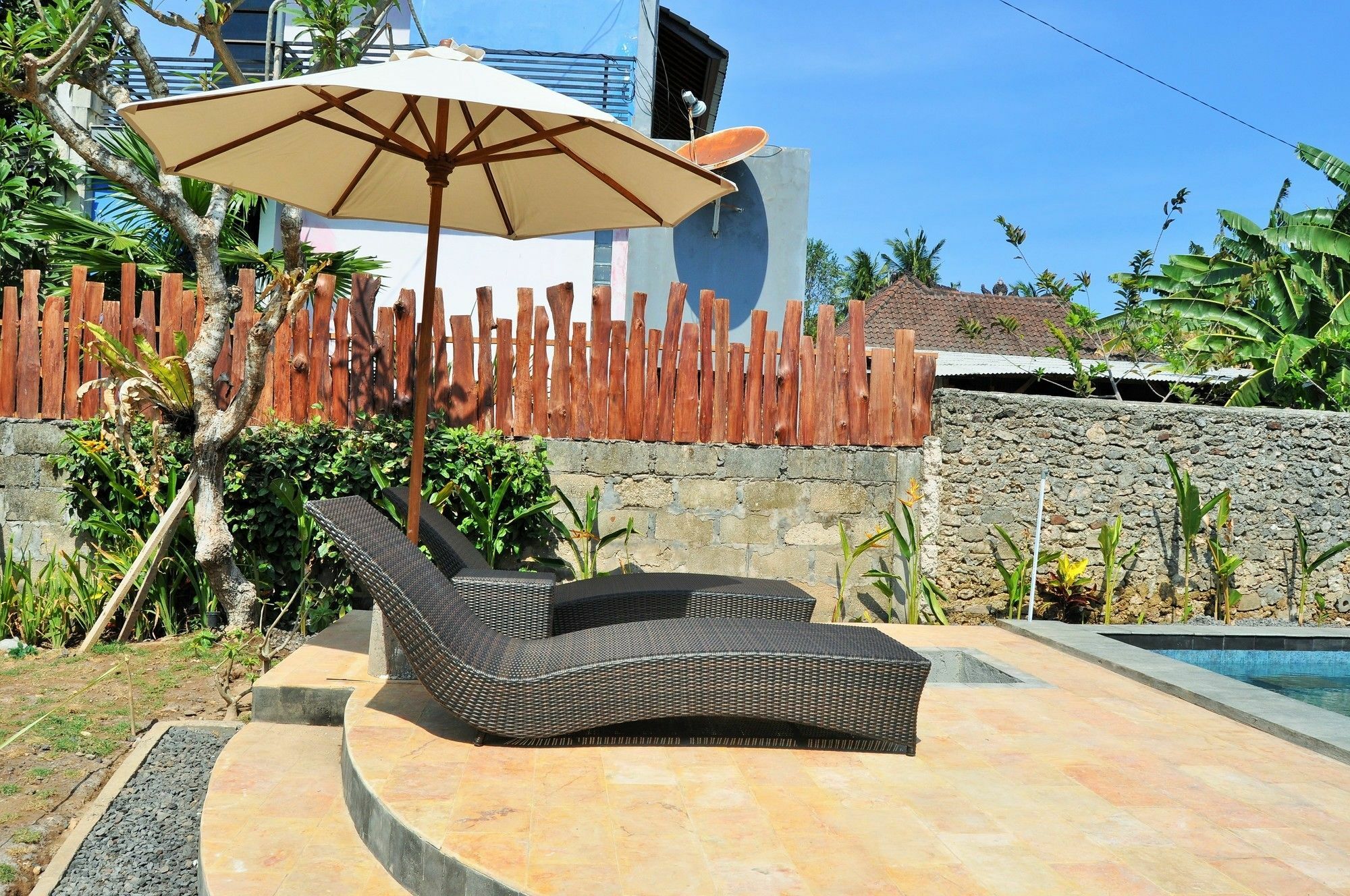 Singabu Bungalows Batununggul Exterior foto